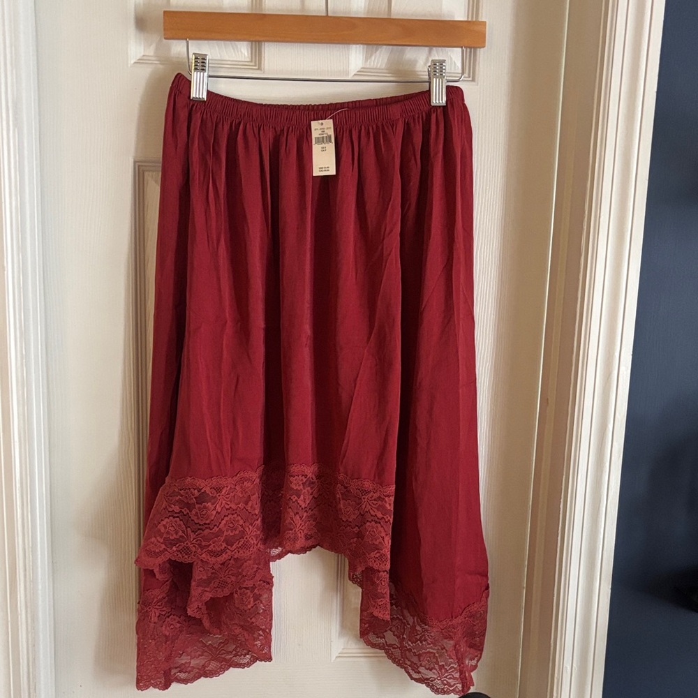 Elegant Red Lace Hem Skirt